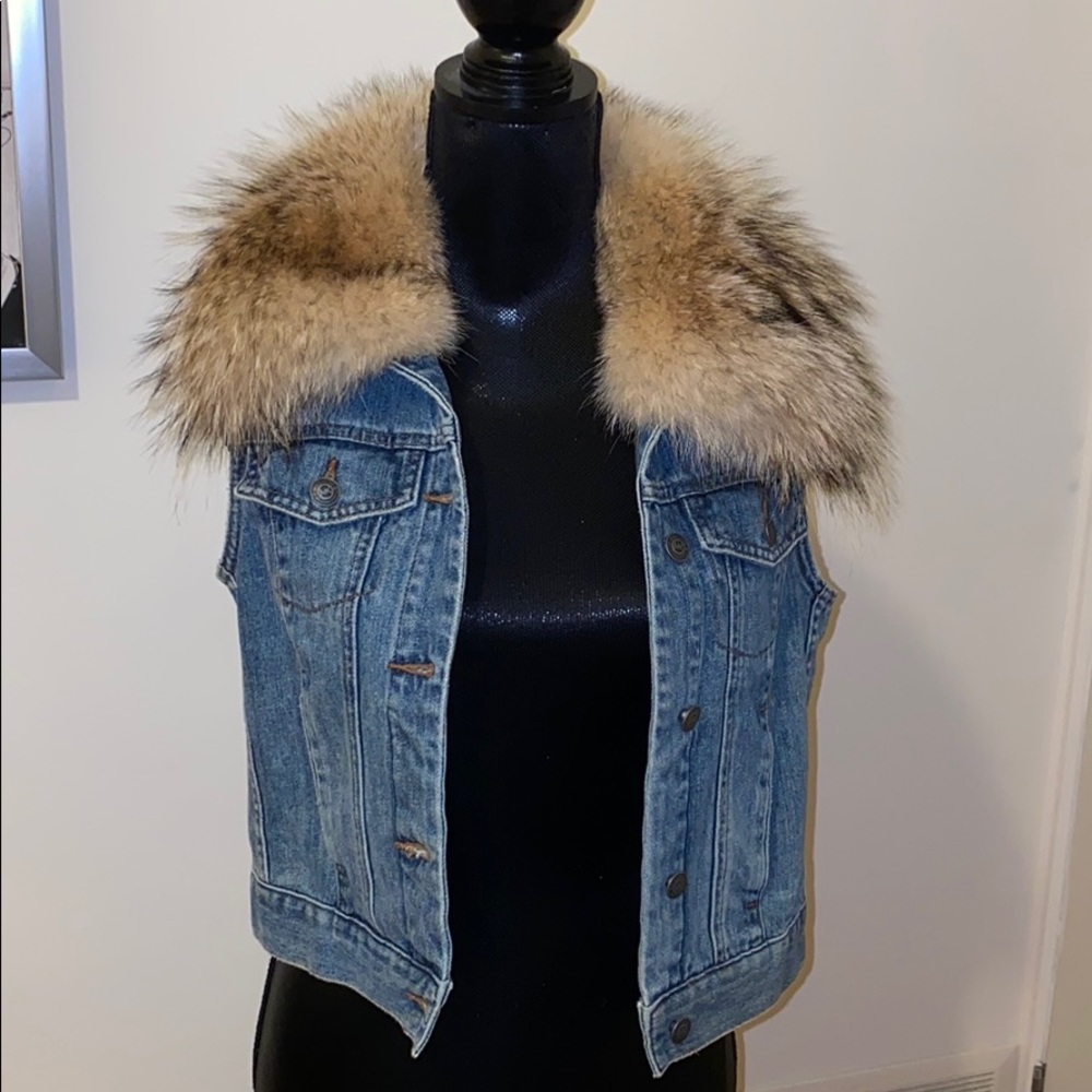 Mickeal kors jacket